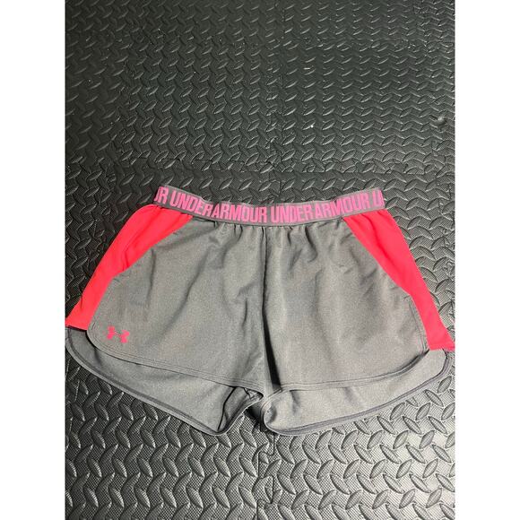 Under Armour Women’s Gray & Red Athletic Running Shorts Size Medium - Picture 1 of 3